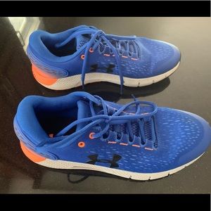 Under Armour Mens Charged Rogue